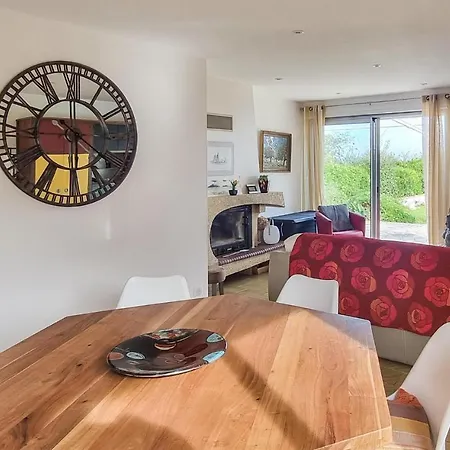 Prázdninový dům Gorgeous In Saint-Denis-dʼOléron